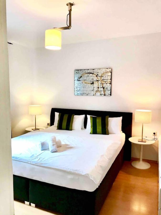 Schoene Grosse Wohnung 2 Schlafzimmer Bis 6 Pax Naehe Stadion Signal Iduna Дортмунд Экстерьер фото