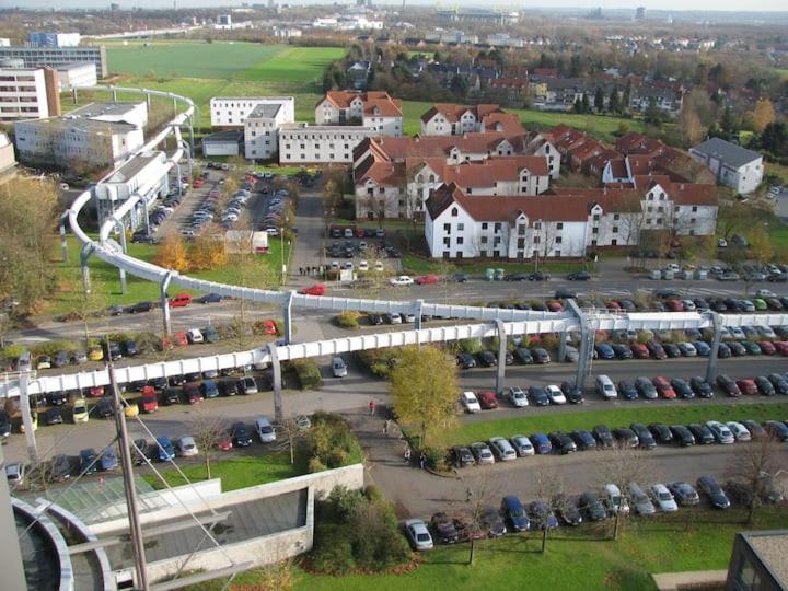 Schoene Grosse Wohnung 2 Schlafzimmer Bis 6 Pax Naehe Stadion Signal Iduna Дортмунд Экстерьер фото